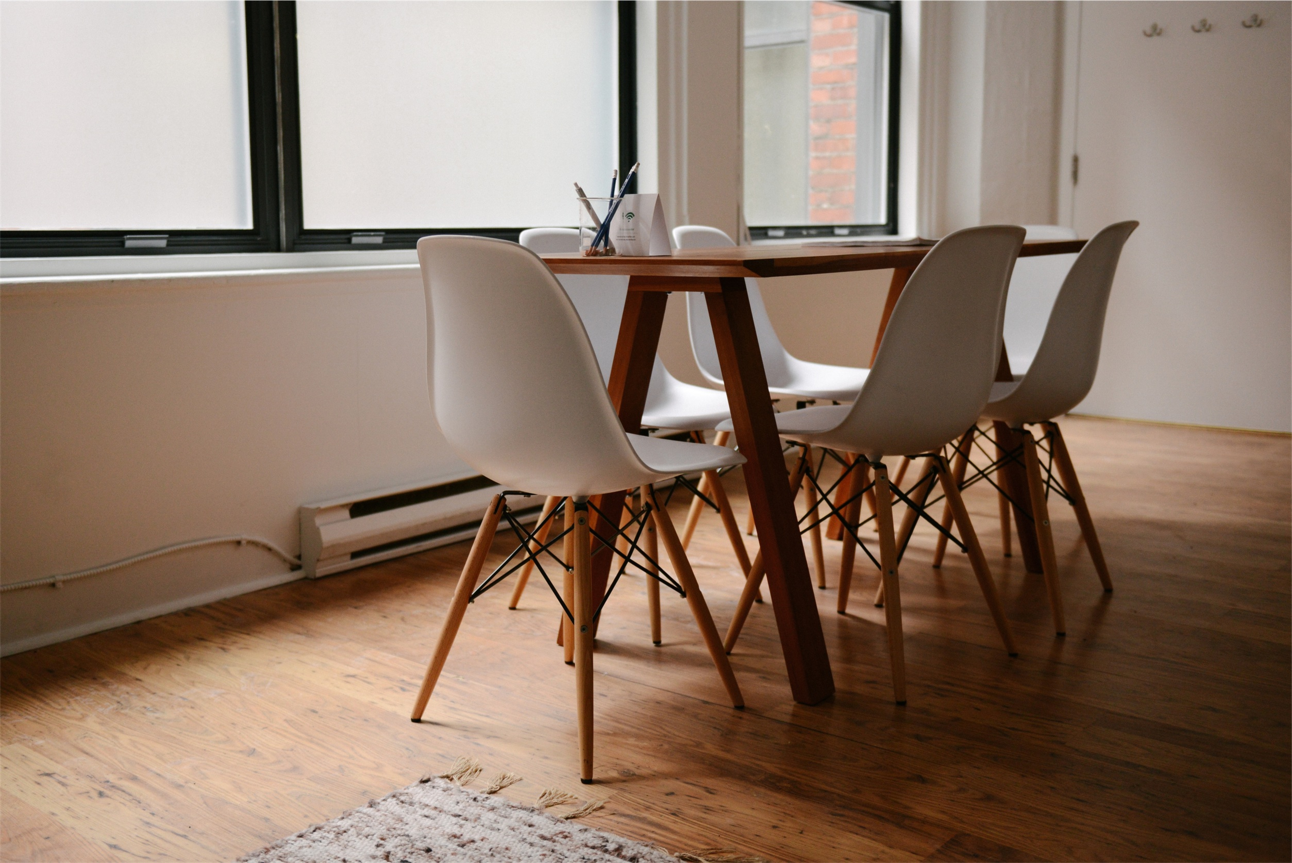 How Often Should You Clean Your Office? A Schedule Guide